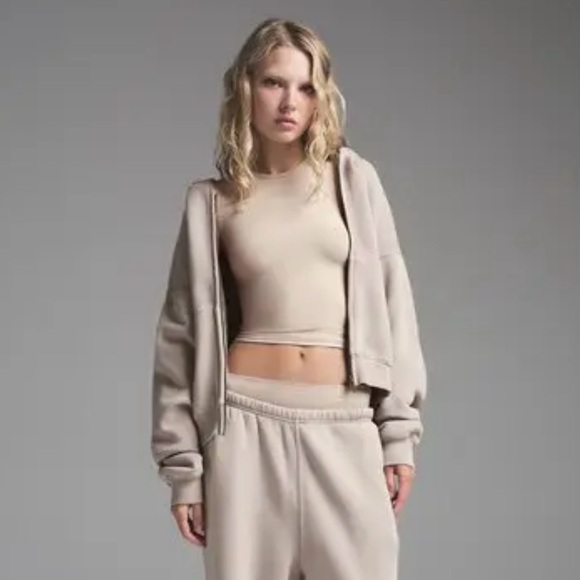 Skims Classic Hoodie in Stone - Picture 3 of 16